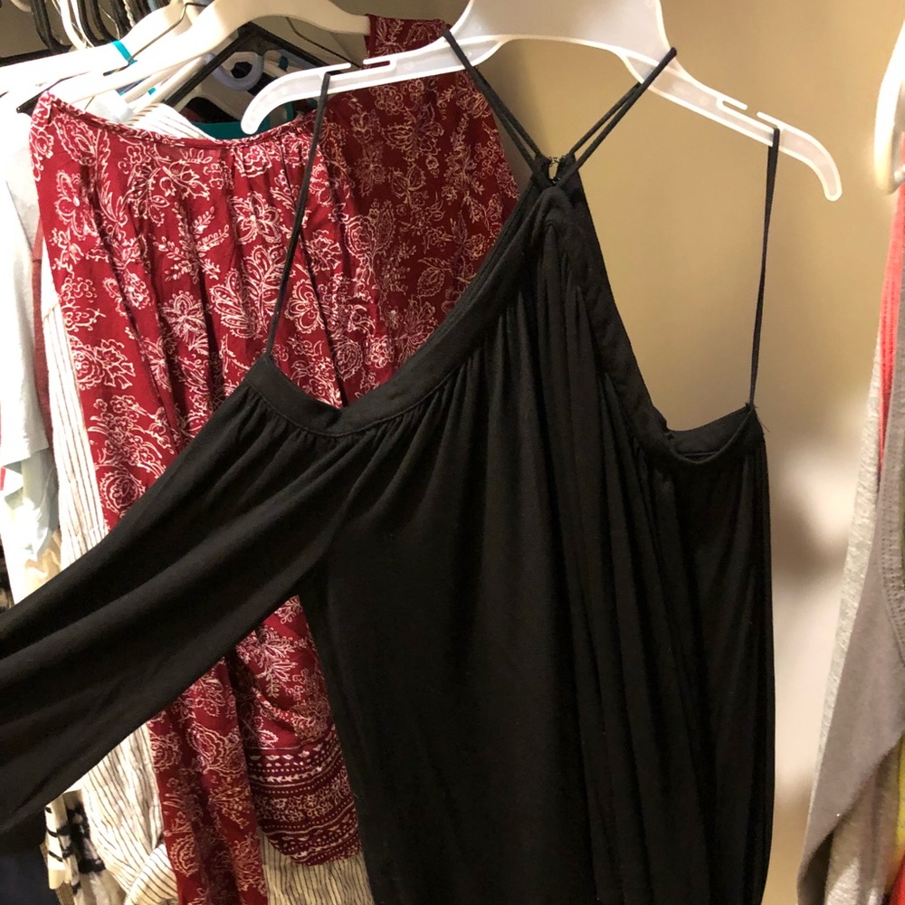 Cold Shoulder 3/4 length shirt